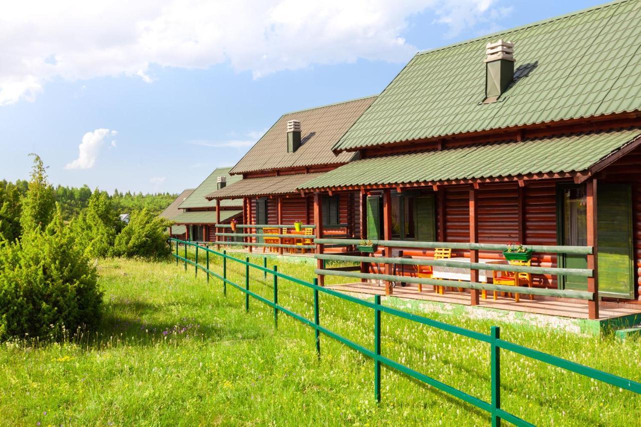 Family Lux Apartments Žabljak Buitenkant foto